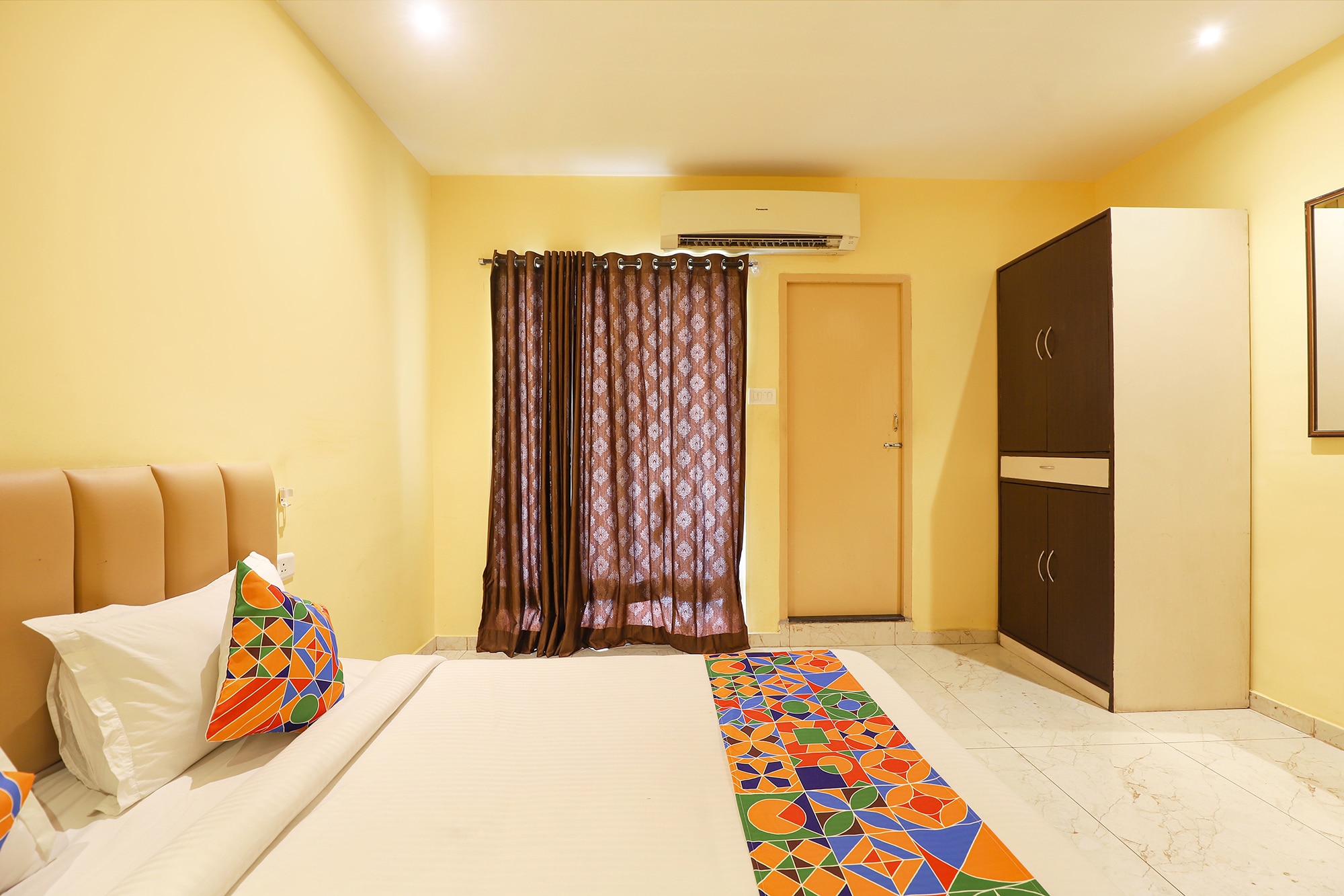 FabHotel Chamiers Park - Nandanam - Tap to explore photos