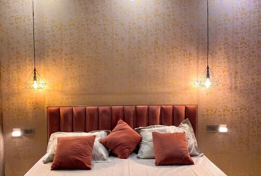 Beautifully Furnished 2 BHK Apartment