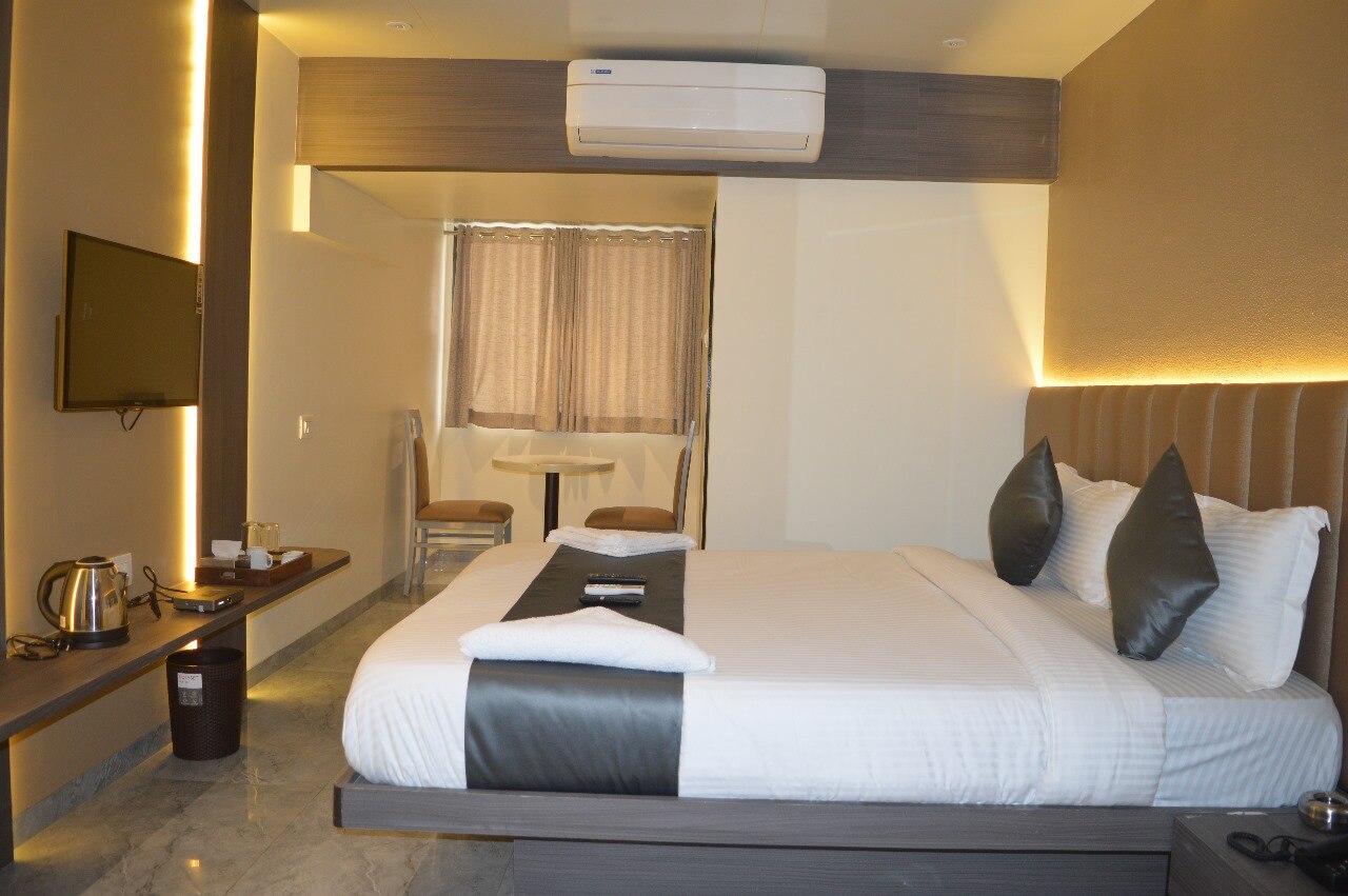 Manoram Hospitality - Tap to explore photos