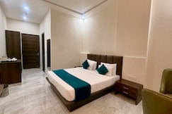 Hotel Harsh Vilas, Agra