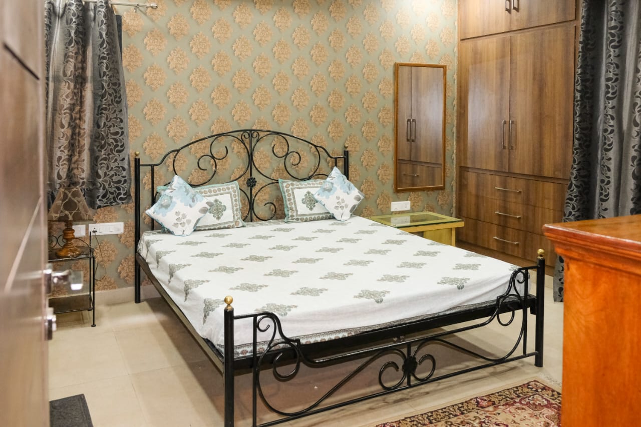 Neetu's Home Stay Jaipur - Tap to explore photos