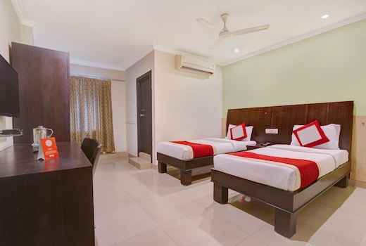 Collection O Alekhya Residency