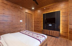 Deluxe Room Non View