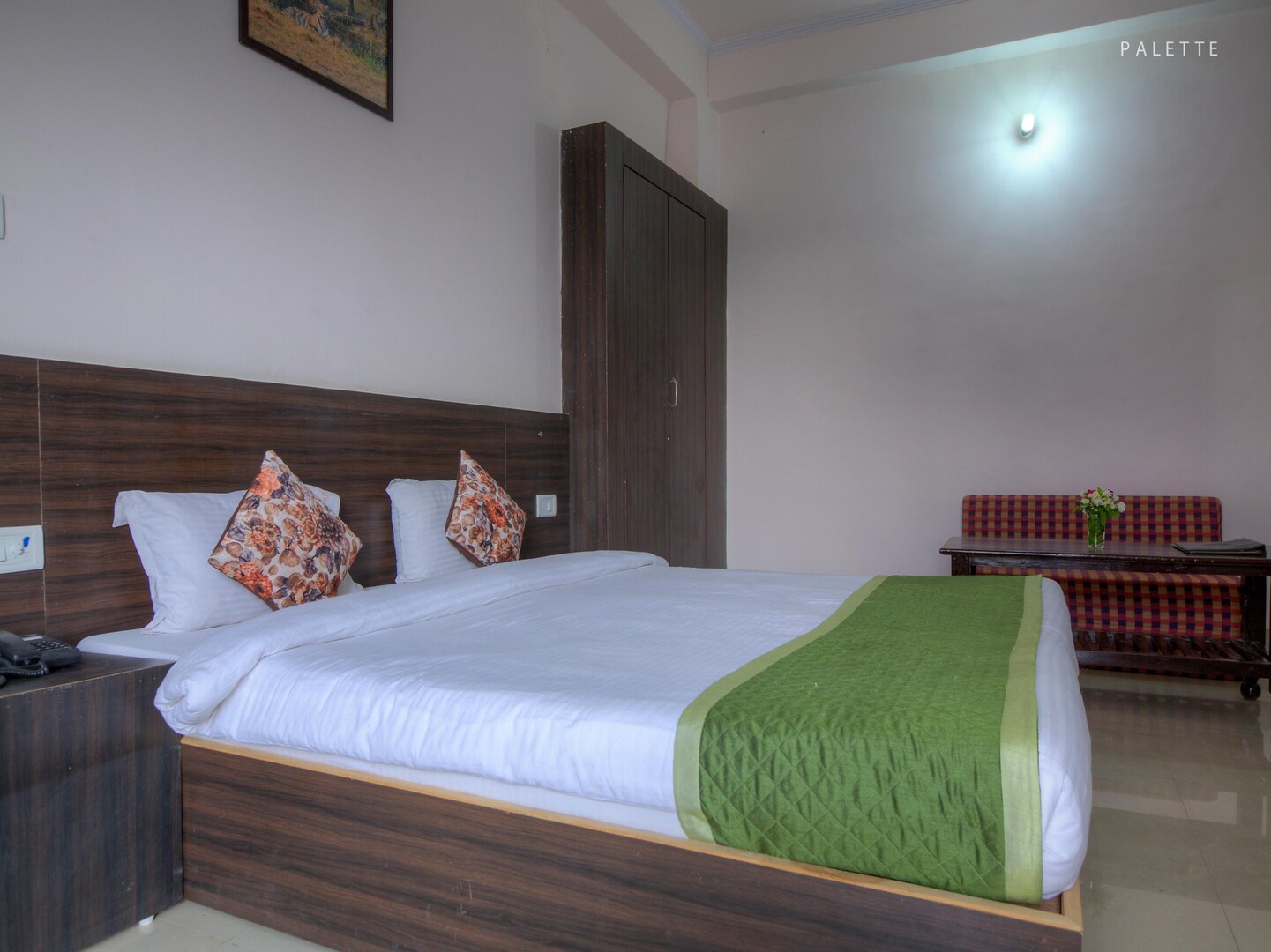 Ranthambore Bagh Villa - Tap to explore photos