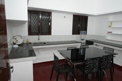 Club House, Cochin