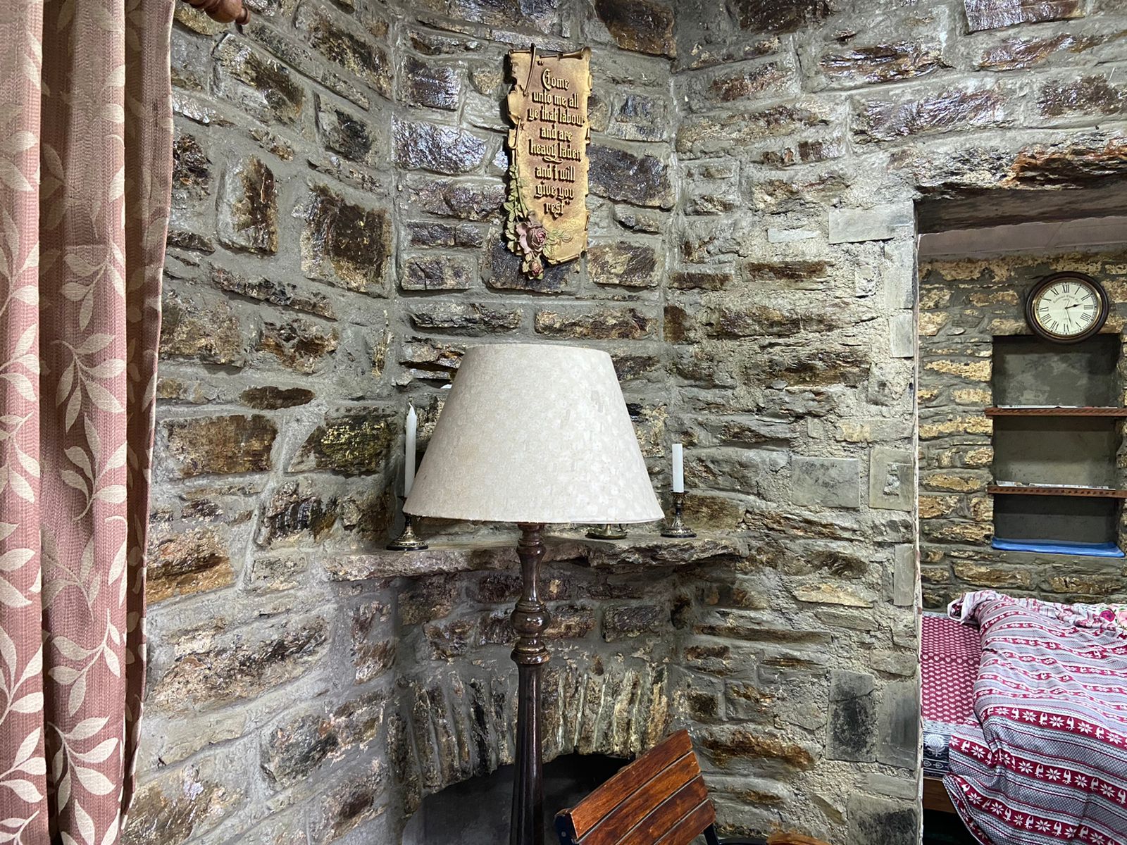Pennington Cottage - Tap to explore photos