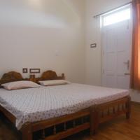 Bear Country Homestay - Tap to explore photos