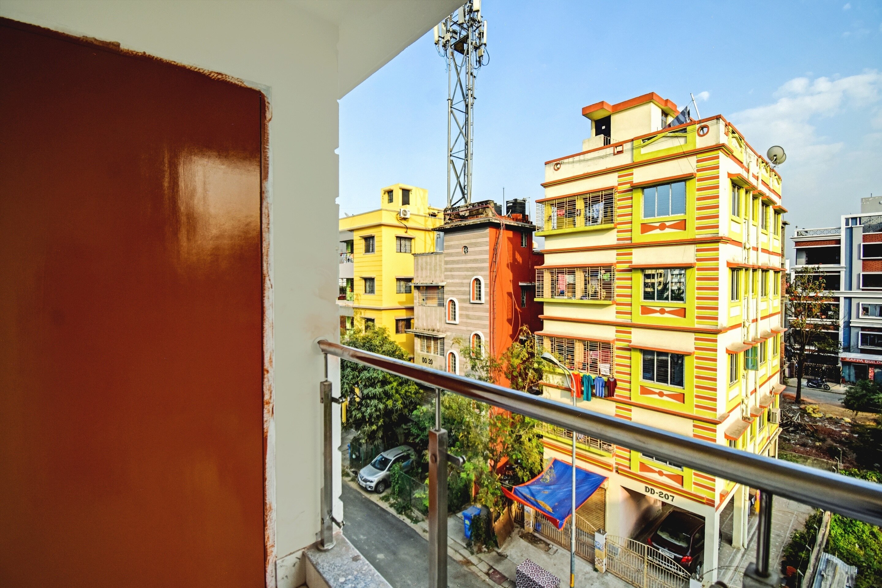 Super Hotel O Shree Residency - Tap to explore photos