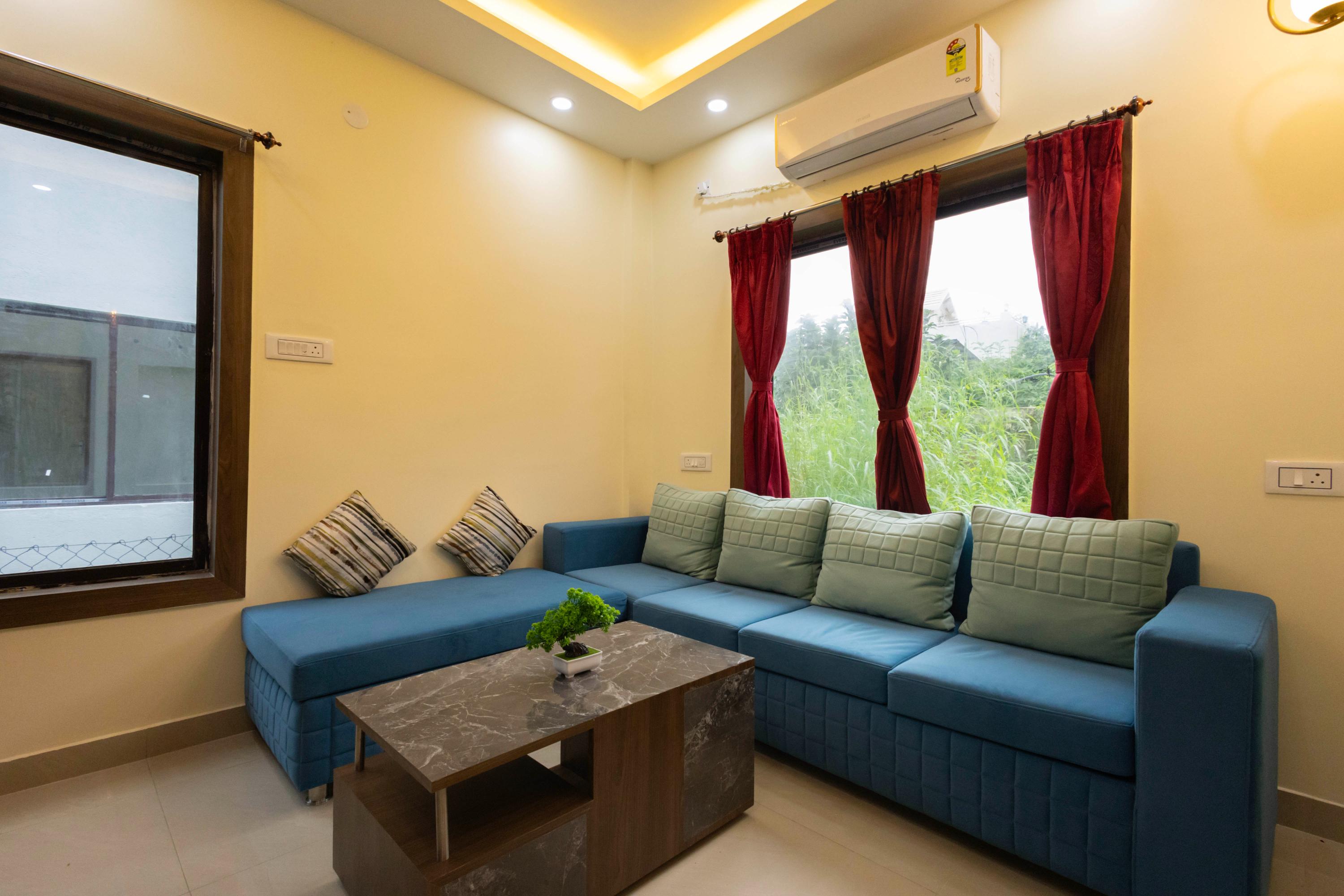 Gemscity Villa by JadeCaps Nr IIMC - Tap to explore photos