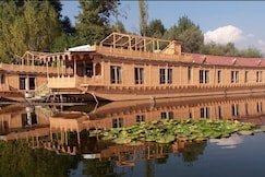 PALACE HEIGHTS HOUSEBOATS, Srinagar