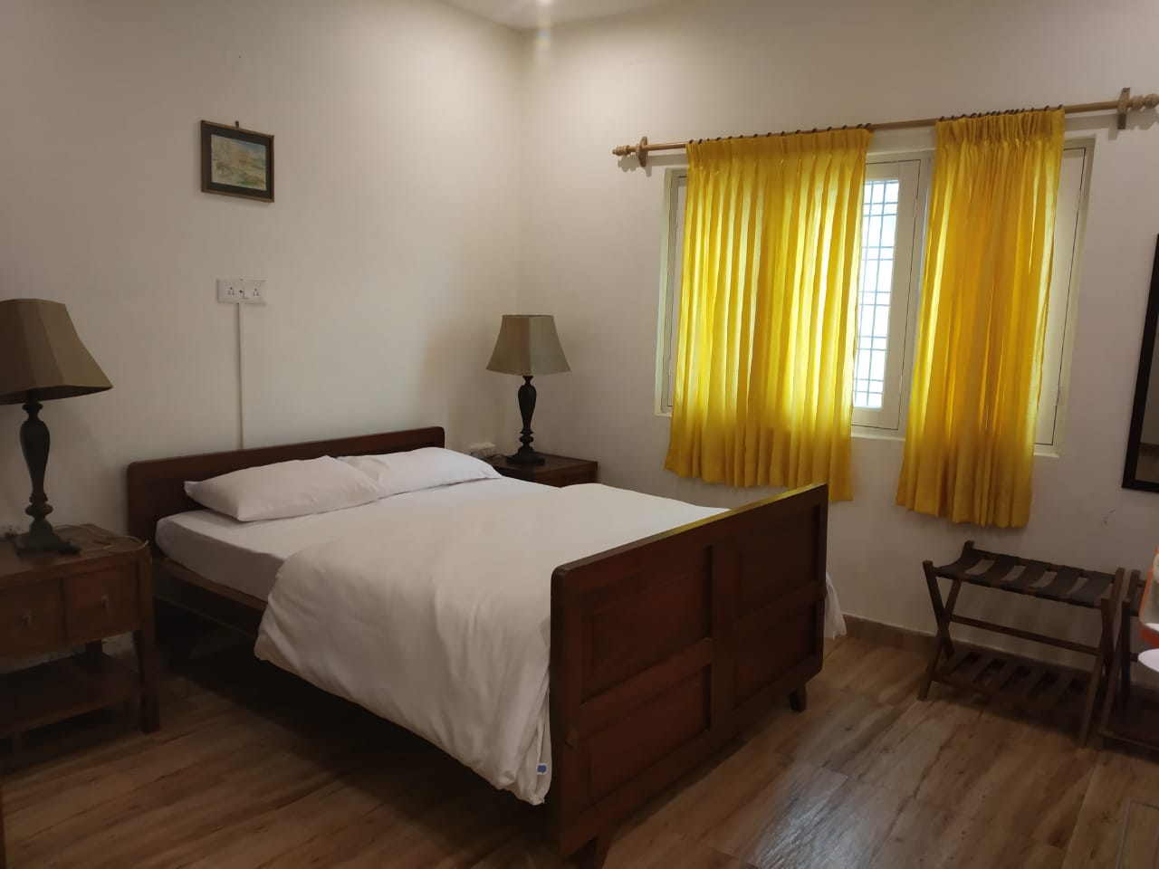 Herne Lodge 3, Mussoorie - Tap to explore photos