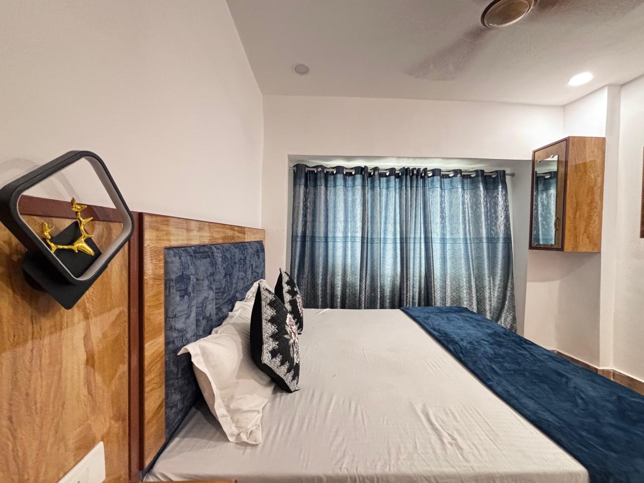 HOTEL DHUNNA REGENCY - Tap to explore photos