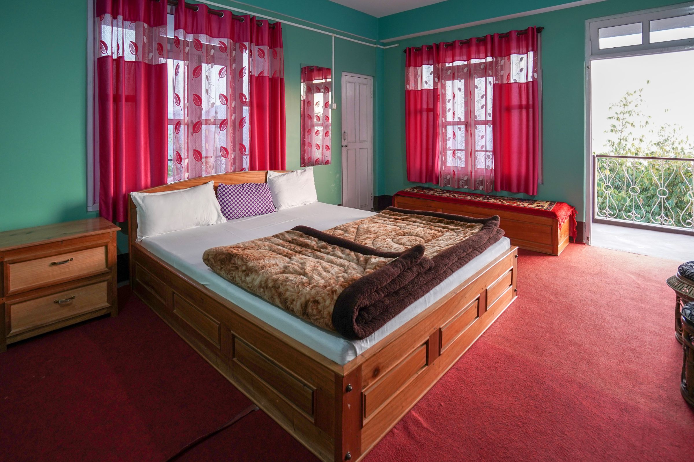 Golay Homestay - Tap to explore photos