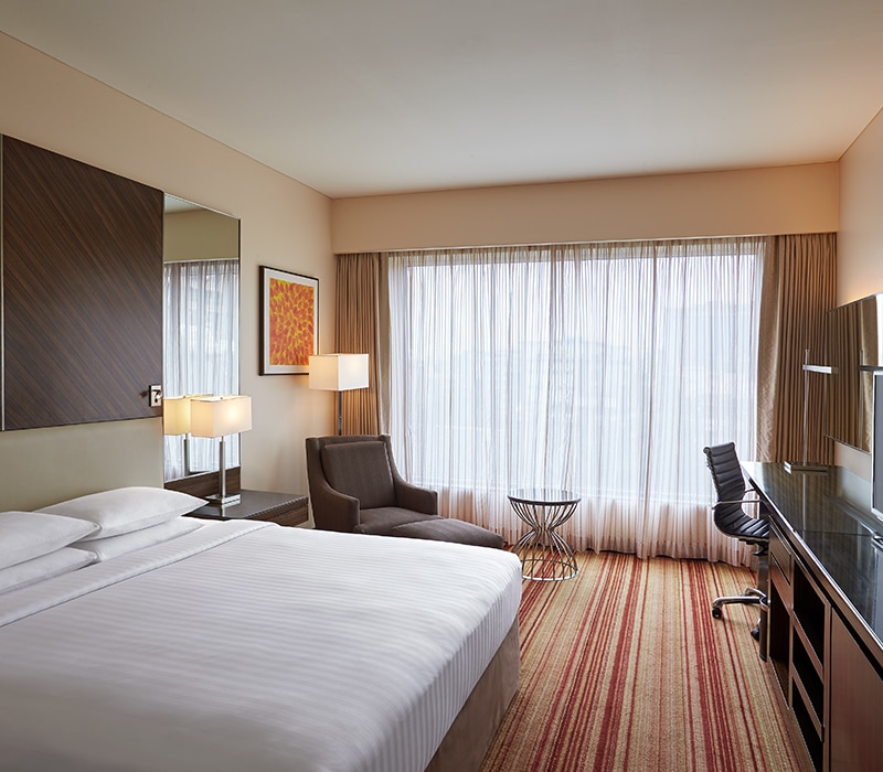 Deluxe King Room 1