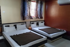 Golden Paying Guest House, Diu