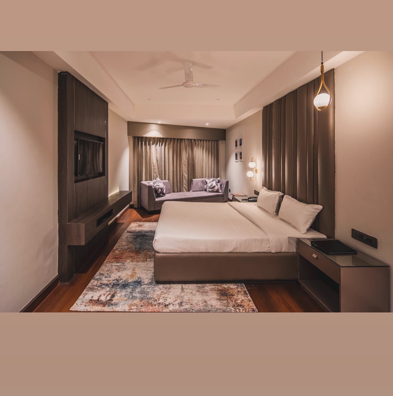 Hotel Kings - Tap to explore photos