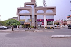 Hotel Grand Park, Patiala