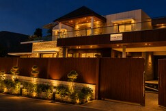The Royal Grove - Luxury Stay by AV Khanna, Amritsar
