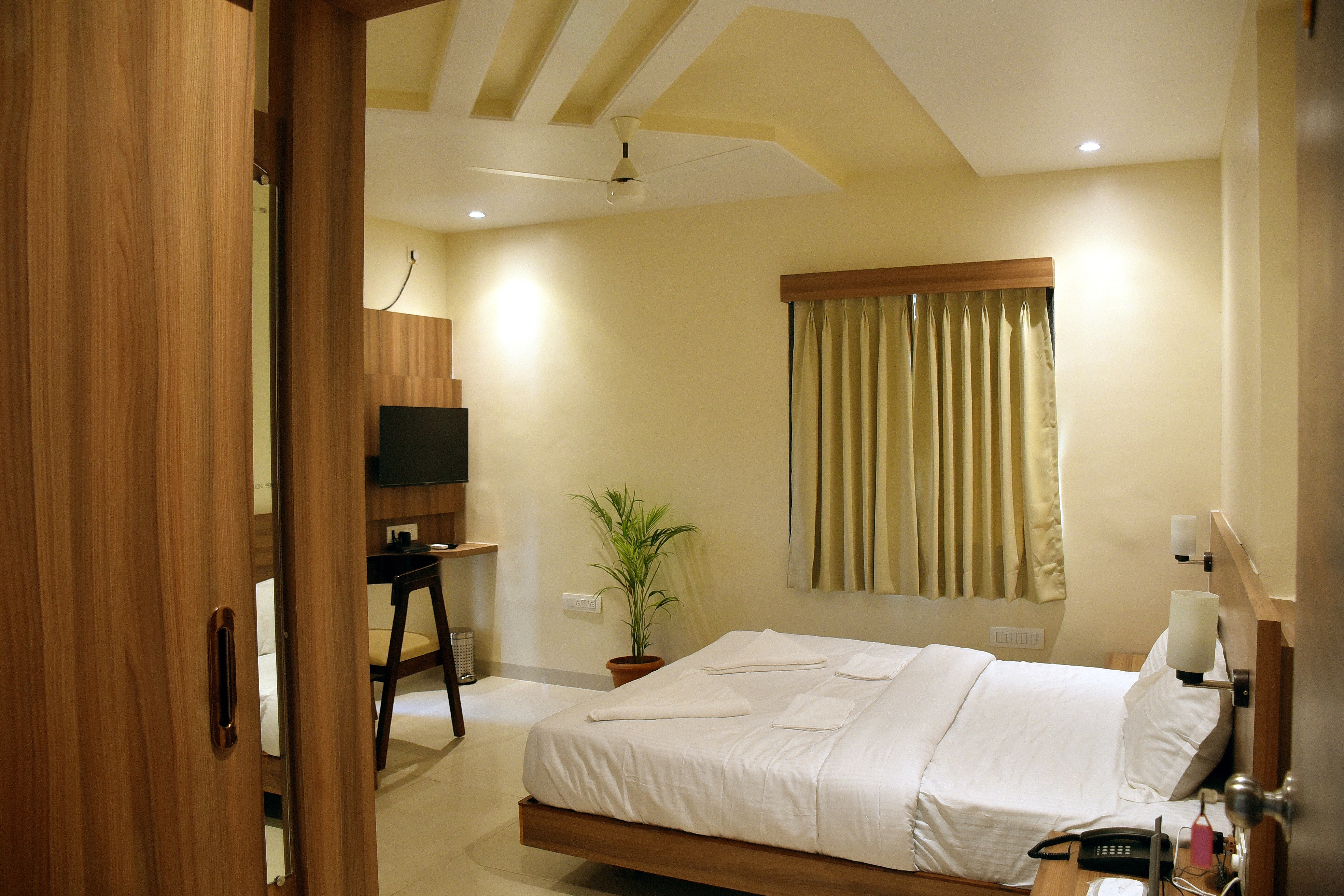 Sea View Deluxe Room 1