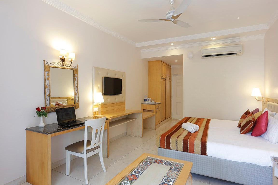 Standard Room with Balcony 1