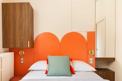 Port Royal Escape Elegant Studio for Two, Paris