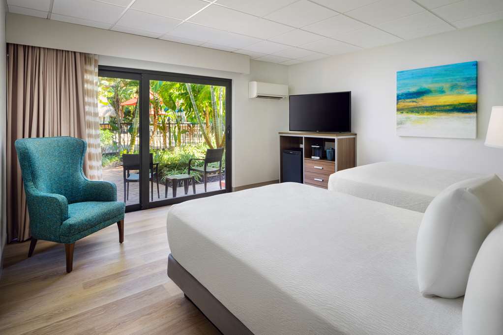 Best Western Naples Inn & Suites - Tap to explore photos