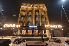 Infinity In, Thane