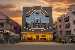 FabHotel Neethu Residency - 900m from SRM University Ramapuram, Chennai
