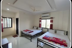 Hotel GURU CHARAN, Shirdi