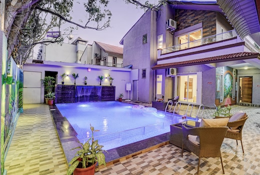 Alaya Stays Nest 4BHK villa with Pool & Gazebo