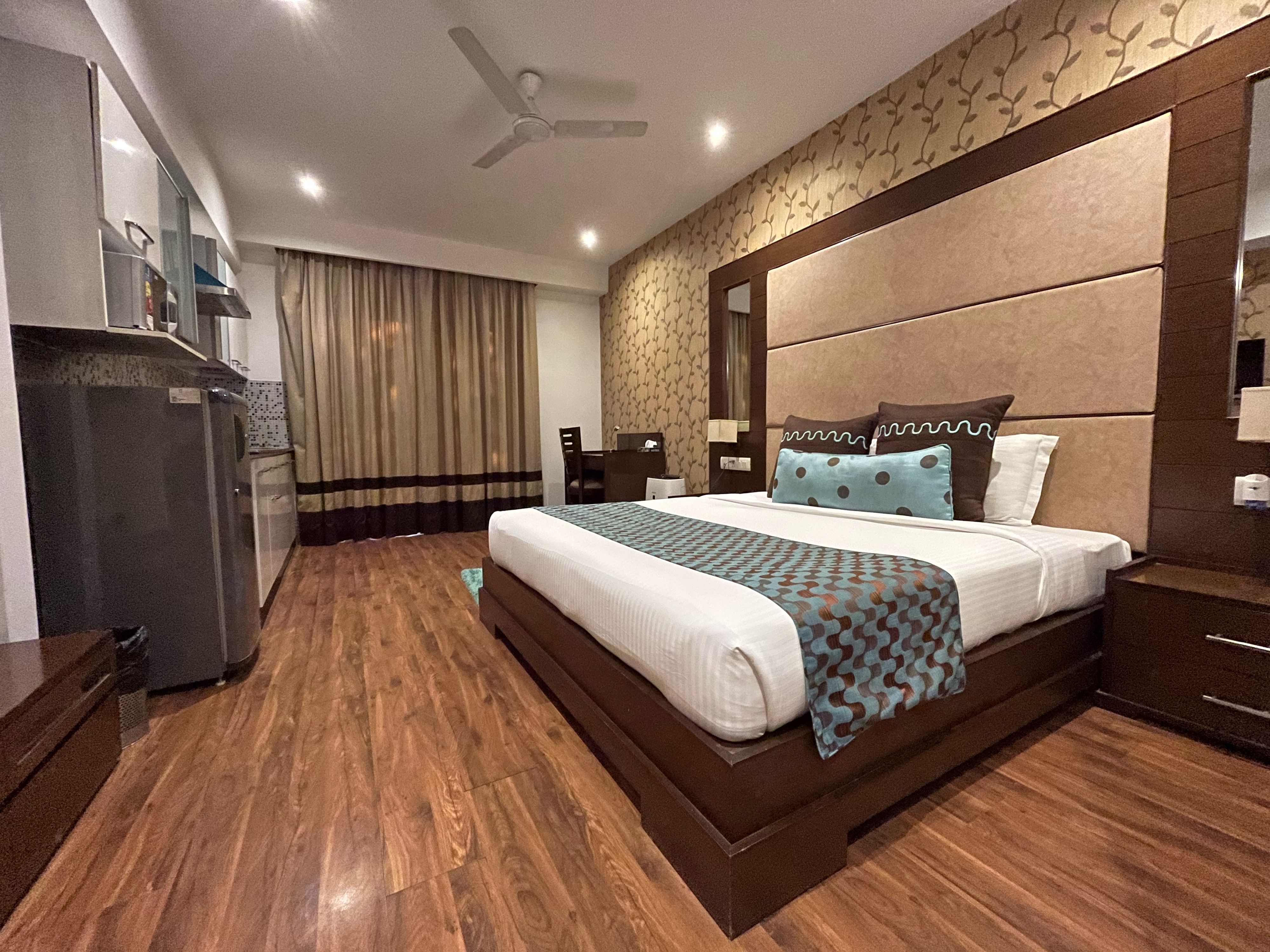 Yuhi Suites - Tap to explore photos