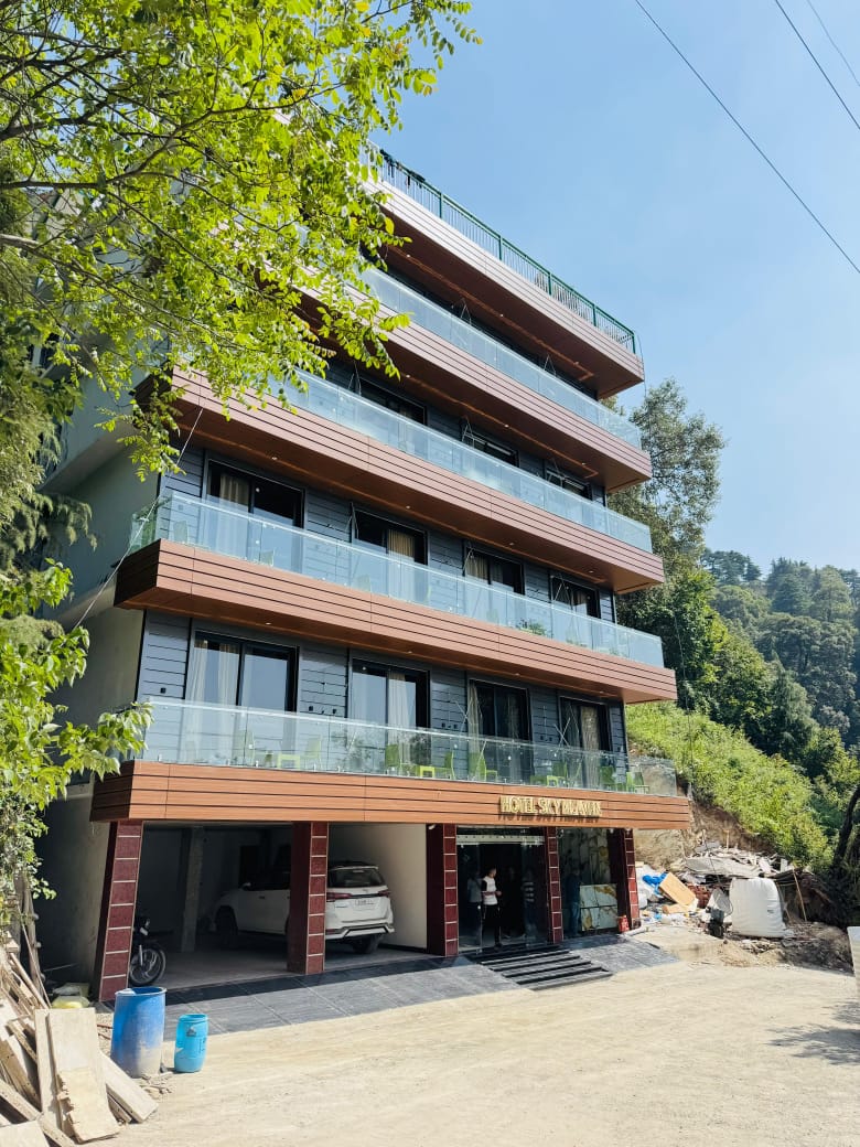 Hotel Sky Heaven Dalhousie - Tap to explore photos