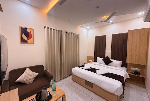 Hotel Kusum Kunj