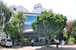 Pankaj Executive, Karad