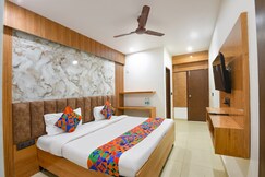 FabExpress Coco Tree, Gurgaon
