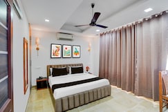 Townhouse by OYO Cosmo Mall Zirakpur Formerly R K Residency, Zirakpur