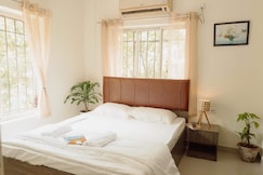central 4 Bedroom House 2nd Floor full flat, Howrah