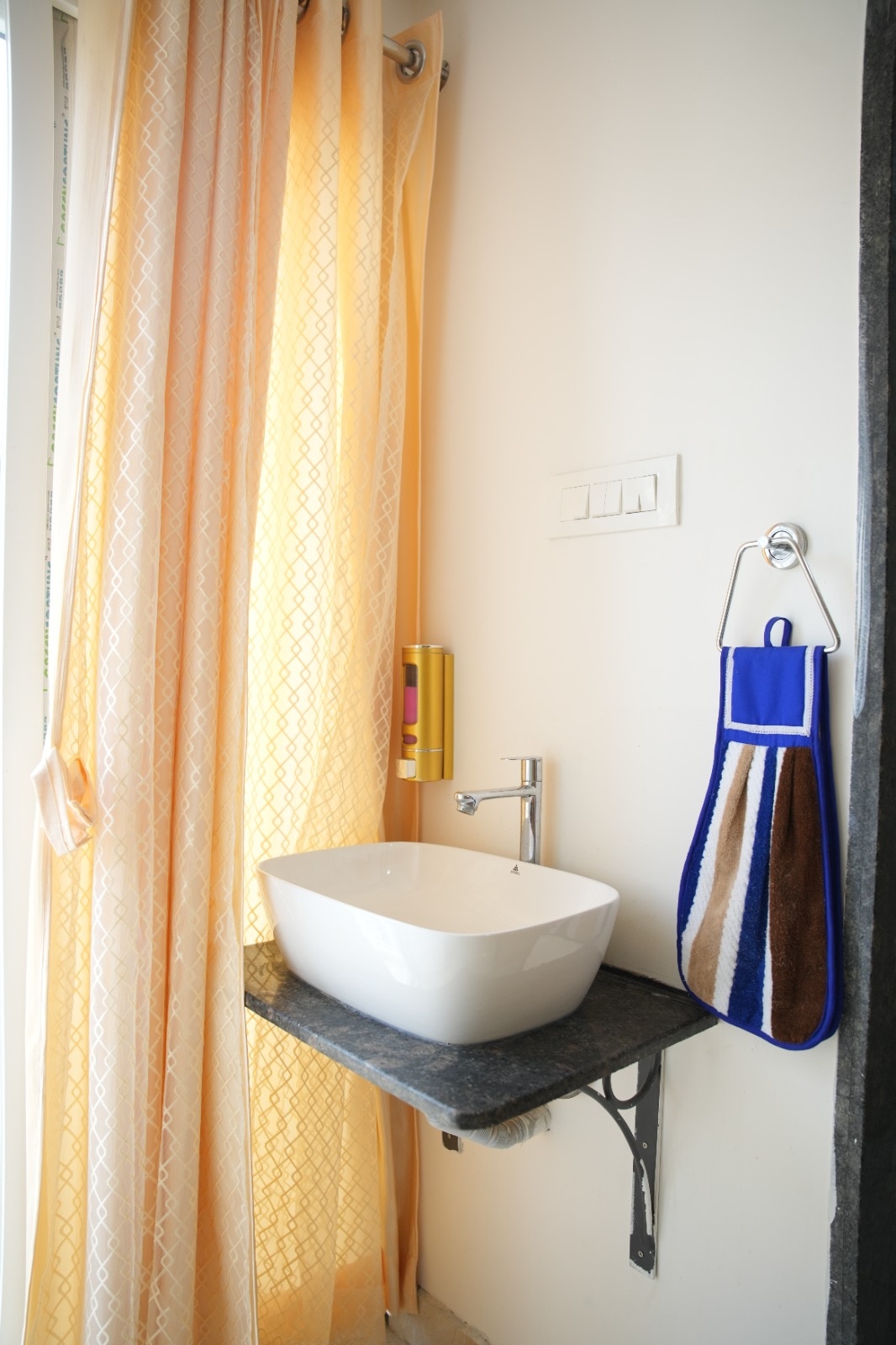 Shree Narenn Hotels - Tap to explore photos