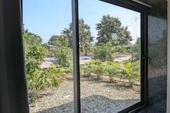 THE TEAK WOOD FARM, Sasan Gir