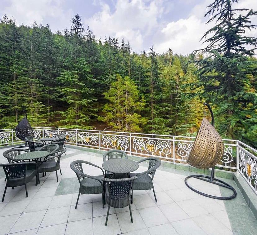 Hotel Green valley,Chail - Tap to explore photos