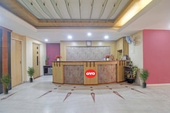 Hotel O Padmini Near Lakdikapool Metro Station, Hyderabad