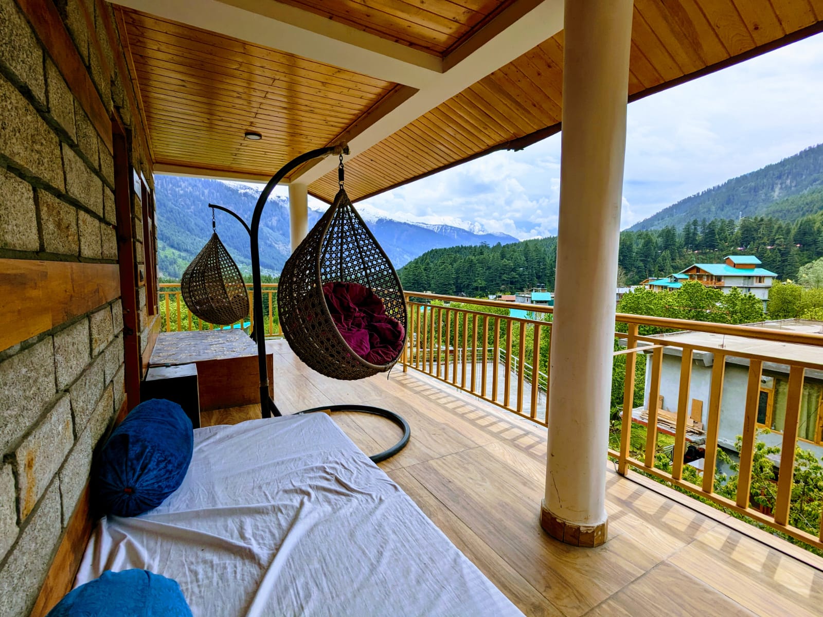 Hostelam Manali - Tap to explore photos