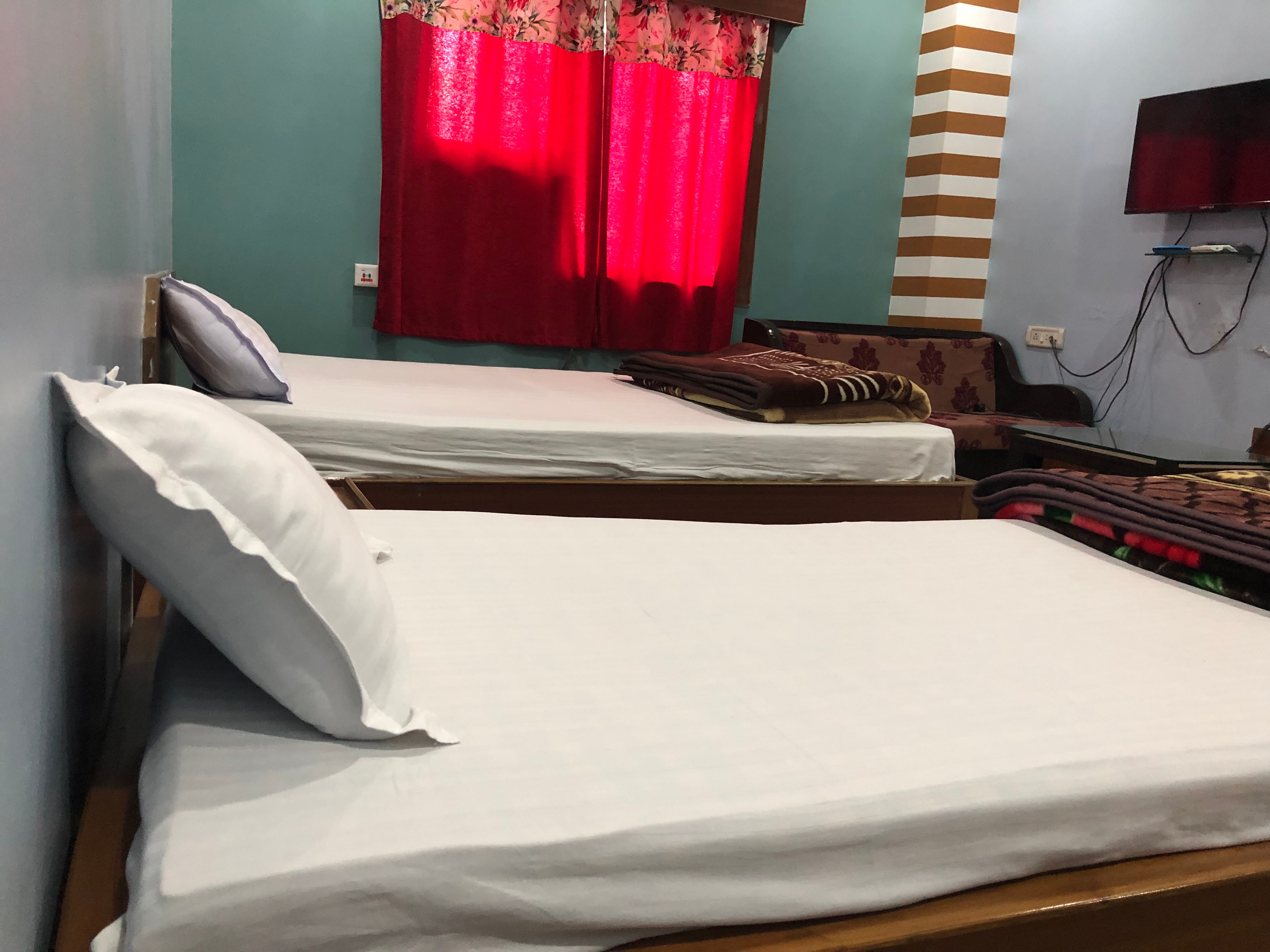 Hotel Nandanik Palace - Tap to explore photos