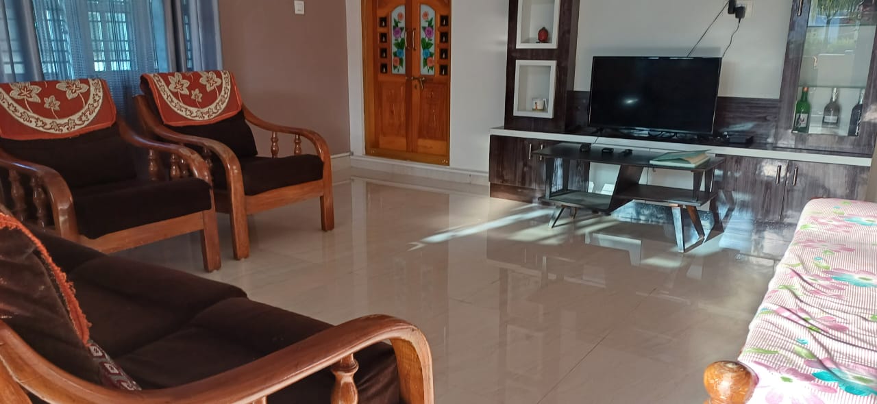 SMS Homestay - Tap to explore photos