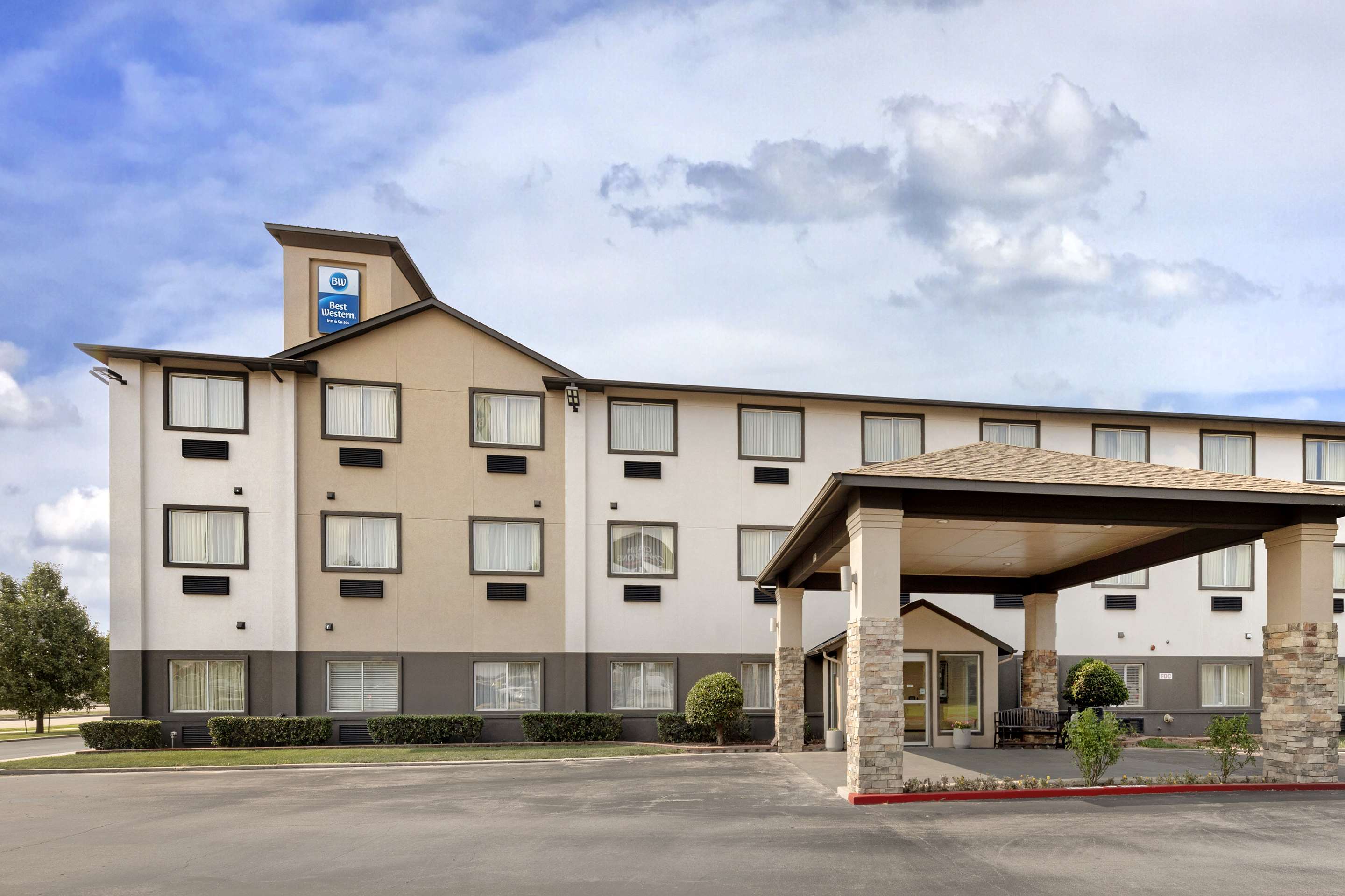 Best Western Greentree Inn & Suites - Tap to explore photos