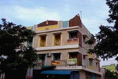 Hotel O 812390 Shri Vinayaka Inn Rooms, Tiruchirappalli