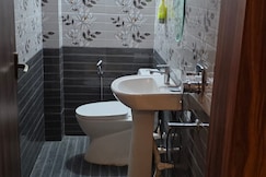 Muchalinda Palace, Bodhgaya