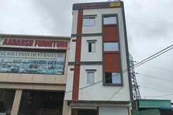 Hotel O Adarsh, Bhopal