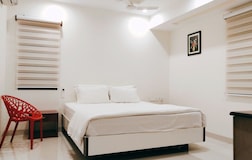 Superior room with King size bed