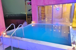 Wadhwani Haveli Villa with Pvt Pool, Mumbai